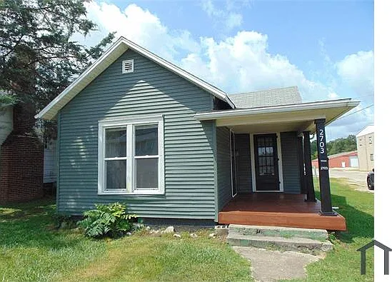 3 bed, 1000 sqft, $1,100 — Photo 2