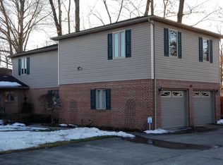 125 Woodland Rd, Hebron, OH 43025