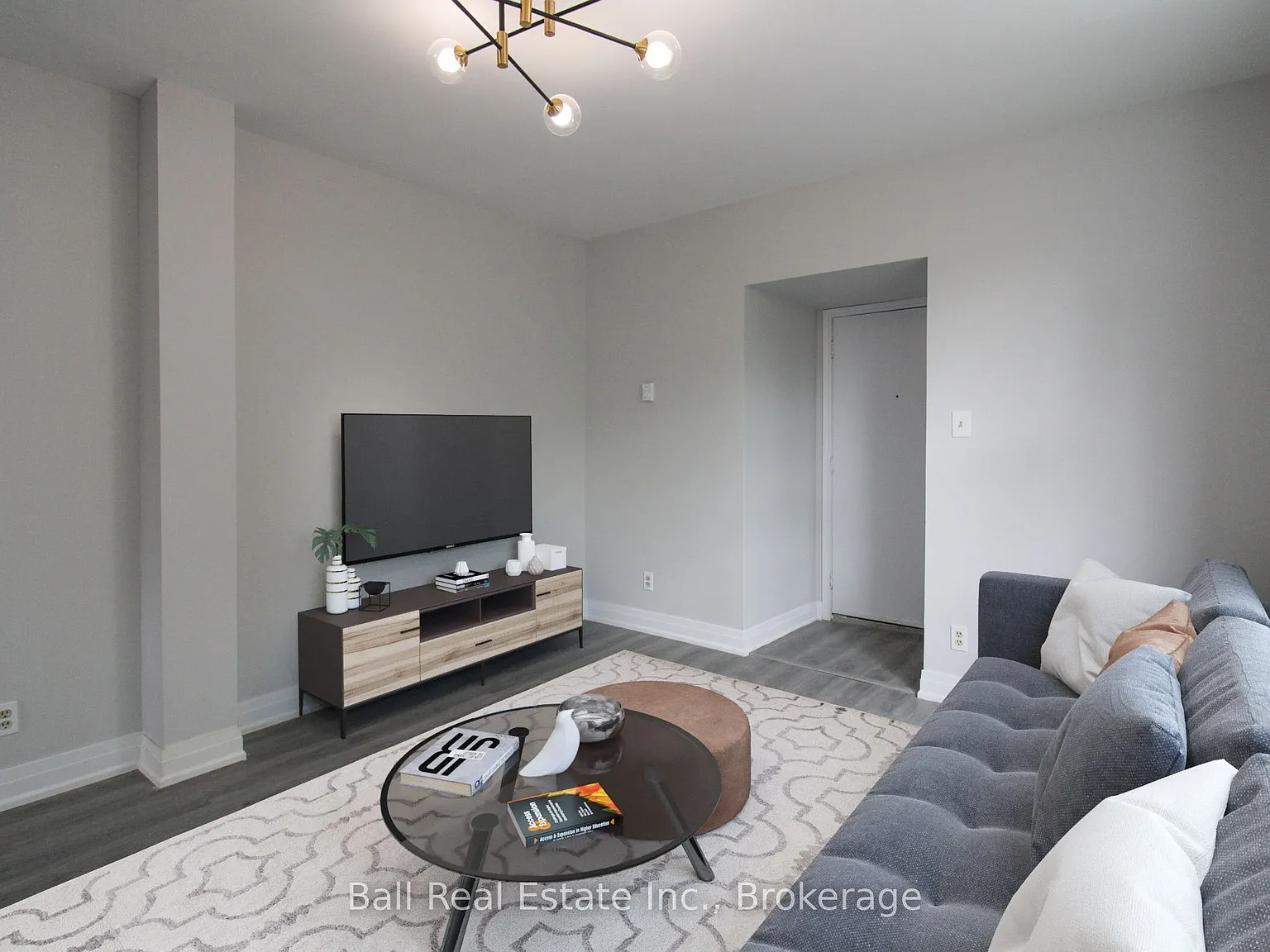 2 bed, $1,699 — Photo 4