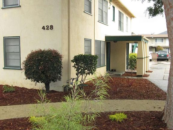 2nd image of 428 N Chorro St