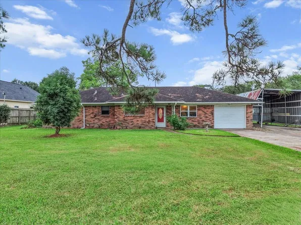 15918 Spinks Rd, Alvin, TX 77511