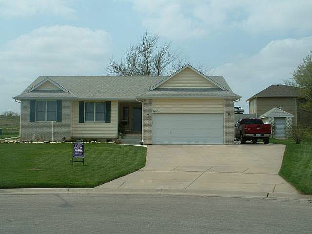 1st image of 1710 Candace Ln