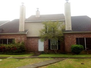 906 Carriage Light Loop, Youngsville, LA 70592