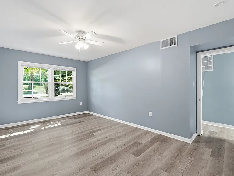 9453 Fairfax Blvd #104 — Photo 11