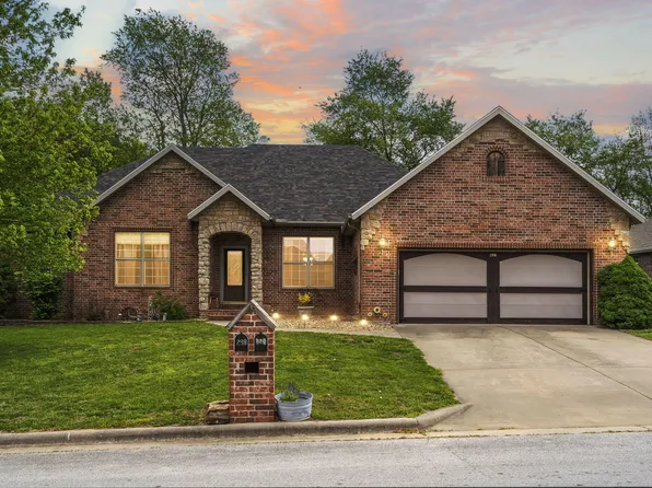 298 Park Circle, Sparta, MO 65753