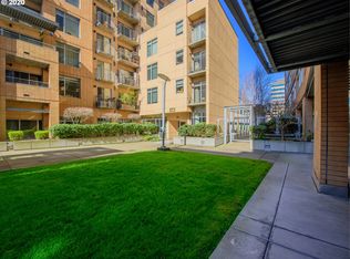 701 Columbia St APT 207, Vancouver, WA 98660