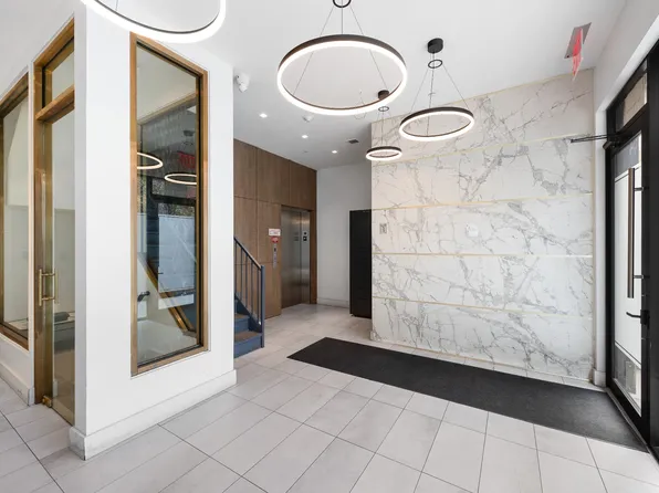 152 Boerum Street image 9 of 15