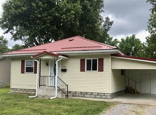304 E Clark St, Marion, IL 62959