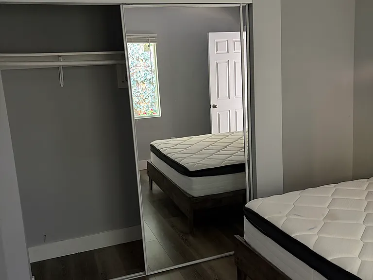 8216 Encino Ave — Photo 9
