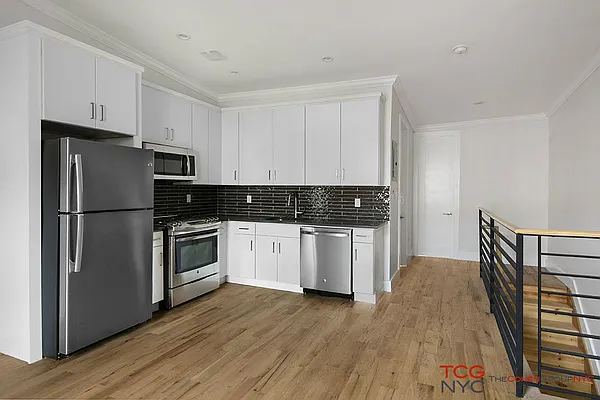 Sold by Keller Williams NYC | media 17