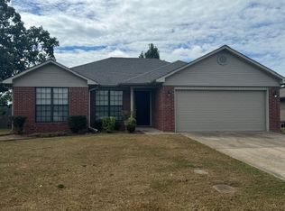 1735 Milestone Dr, Conway, AR 72034