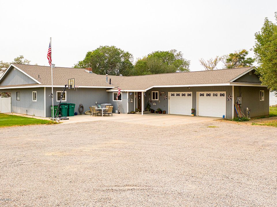 1st image of 4905 Linda Ln