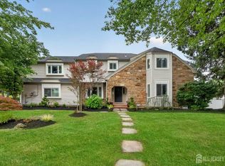 14 Schindler Dr N, Old Bridge, NJ 08857