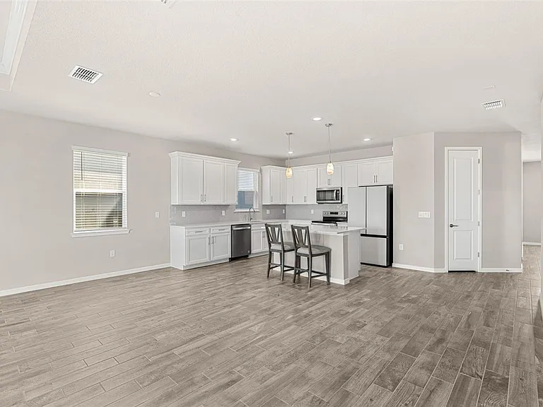 14334 Noto Ave — Photo 7