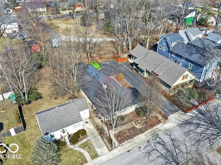 760 W Pine St — Photo 36