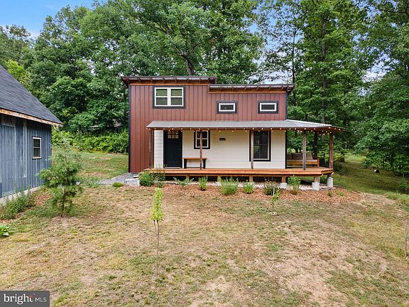 2nd image of 310 Ward Dr