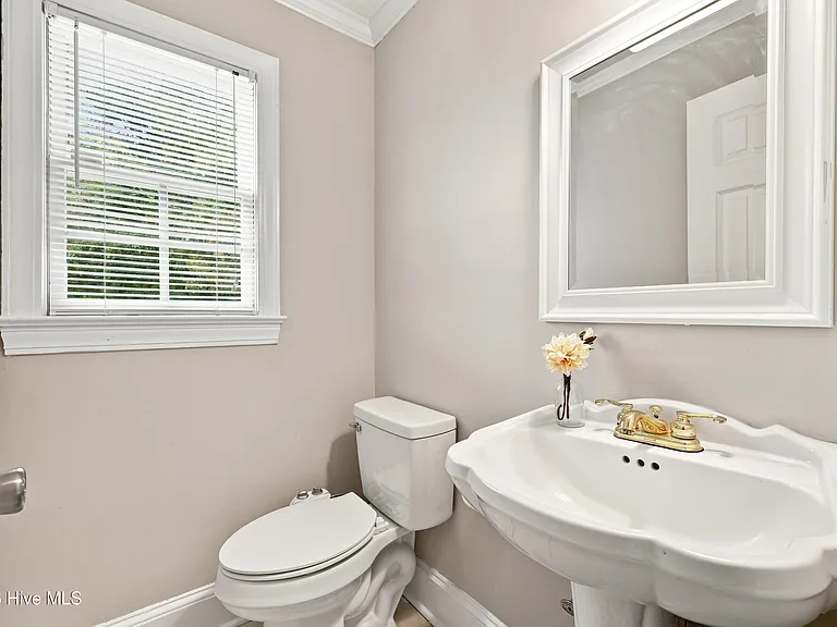1707 Paramore Dr — Photo 16