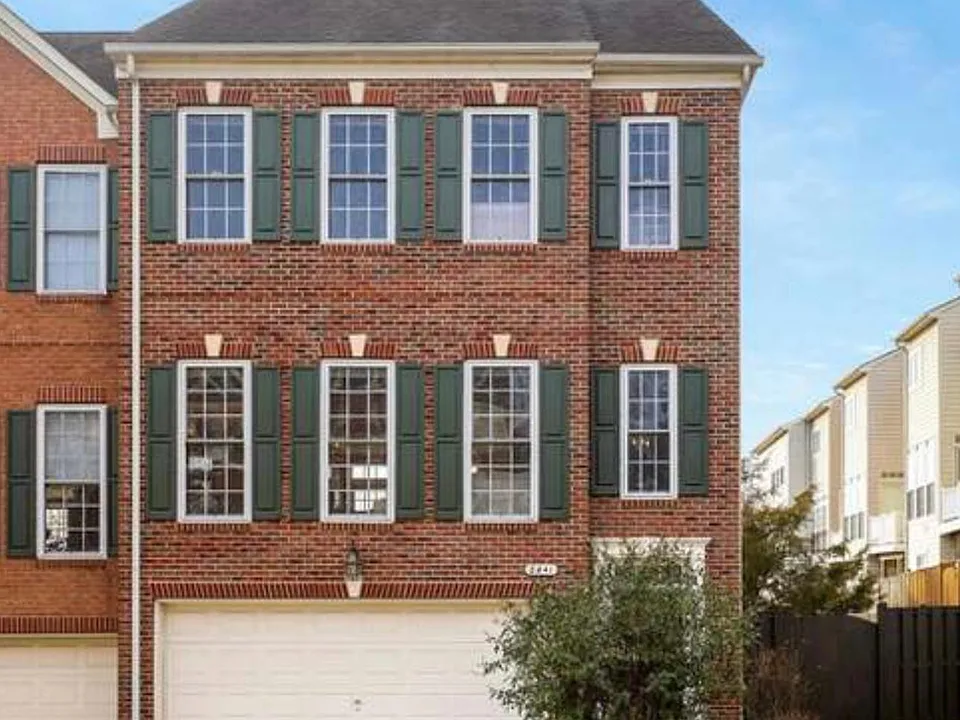 8441 Kirby Lionsdale Dr