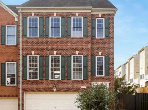 8441 Kirby Lionsdale Dr, Lorton, VA 22079