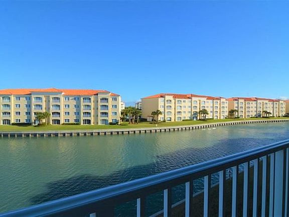 2nd image of 17 Harbour Isle Dr #305