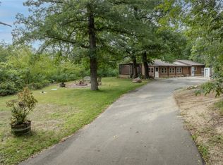 2576 58th Street Ln, Vinton, IA 52349