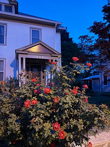 208 W Main St Photo 1