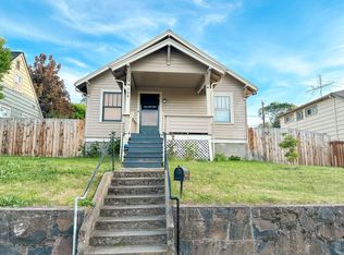 508 W 10th St, The Dalles, OR 97058