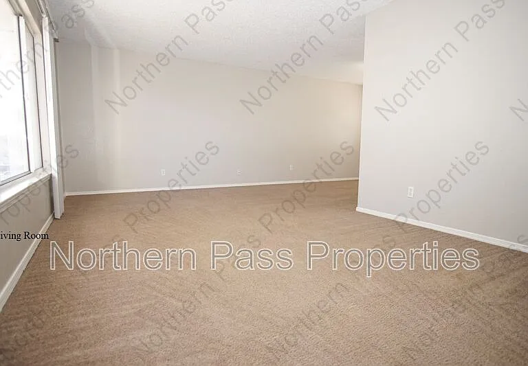 2348 Mermaid Dr — Photo 4