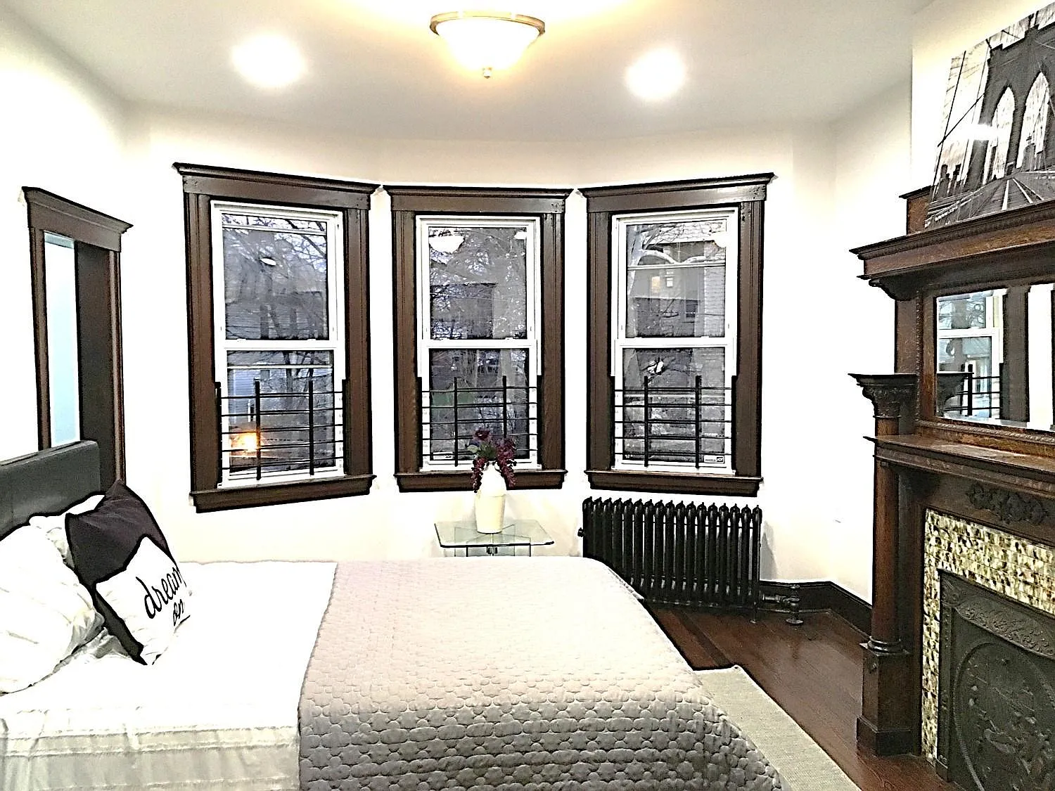 3 bed, 1375 sqft, $3,250 — Photo 2