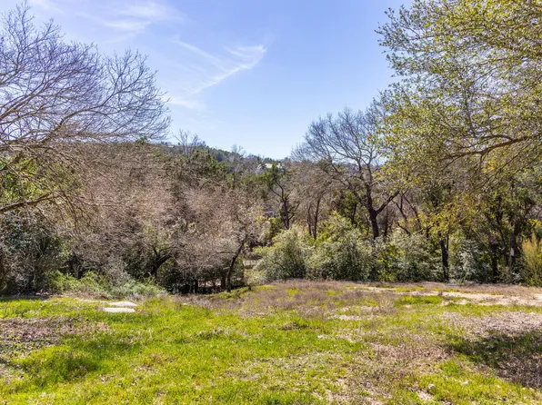 902 Yaupon Valley Rd, West Lake Hills, TX 78746