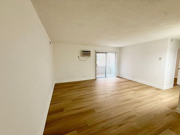 4th image of 10405 Irene St APT 206