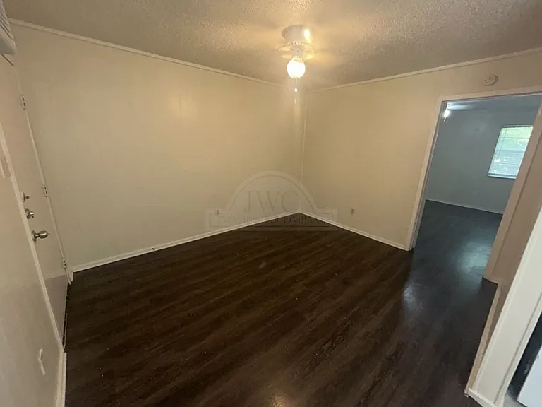106 W Hoover St, Killeen — Photo 4