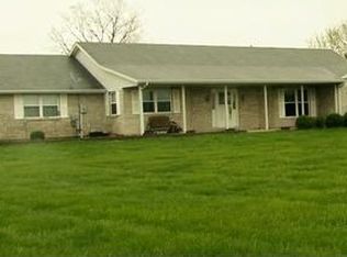 7940 Arlington Rd, Brookville, OH 45309