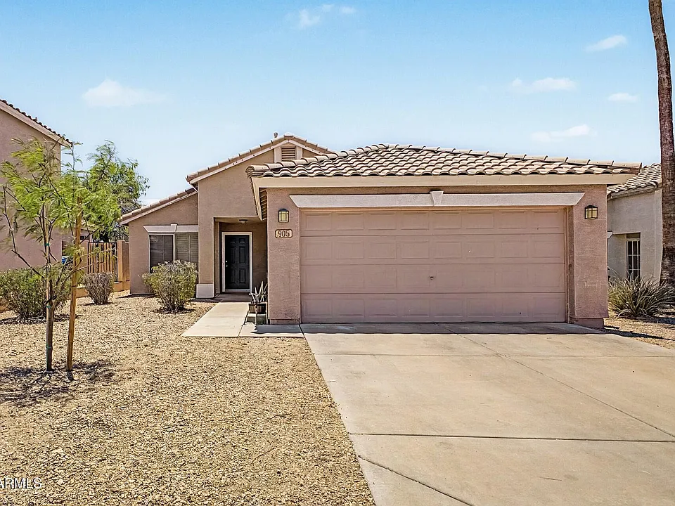 905 E Potter Dr