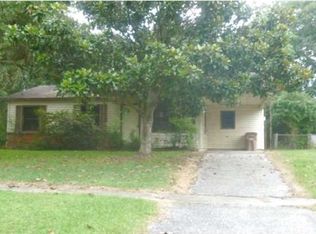 2711 S Faure Dr, Mobile, AL 36605