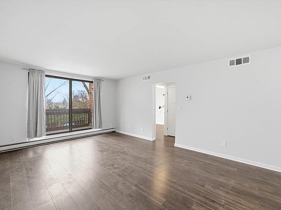 4th image of 2300 West Good Hope ROAD #340