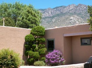 695 Bluebird Ln NE, Albuquerque, NM 87122
