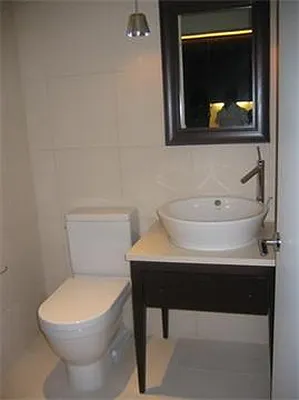 Rented by RELO REDAC INC. | media 6