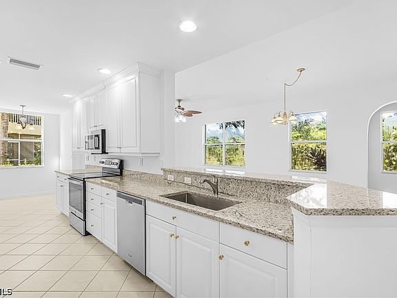 3rd image of 4209 Liron Ave APT 101