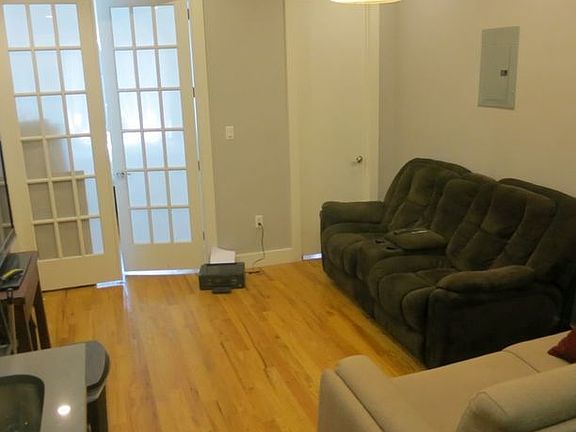 2nd image of 263 Melrose St #1S