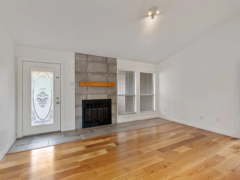 2520 Quarry Rd #306 — Photo 4