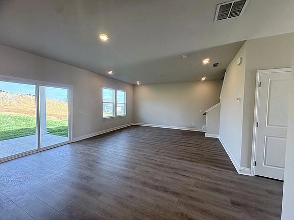 456 Stardust Drive, Homesite 115 Interior Image 5