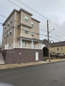 310 Alden St, Fall River, MA, 02723