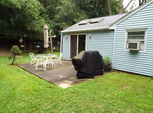 39 Taylor Rd, Bethel, CT 06801