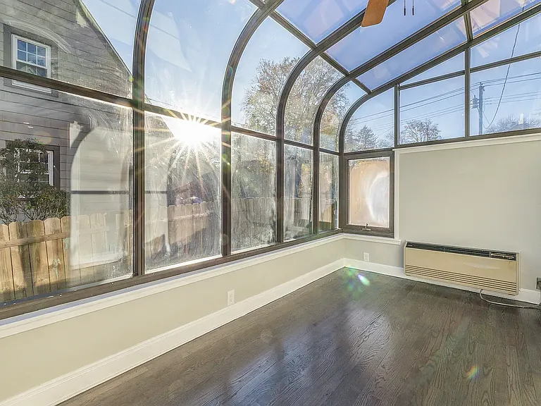 51 Hepburn Rd — Photo 32