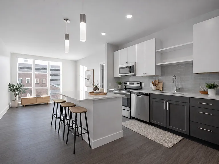 Orpheum Apartments — Photo 5