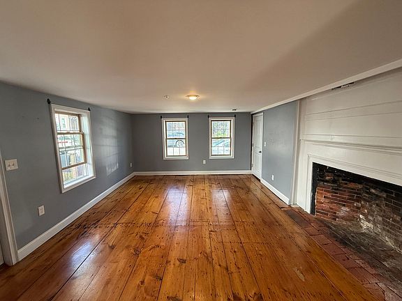 2nd image of 175 Pleasant St #1