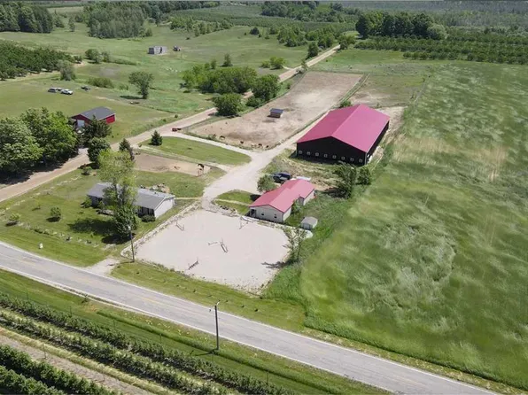 8976 Bates Rd, Williamsburg, MI 49690