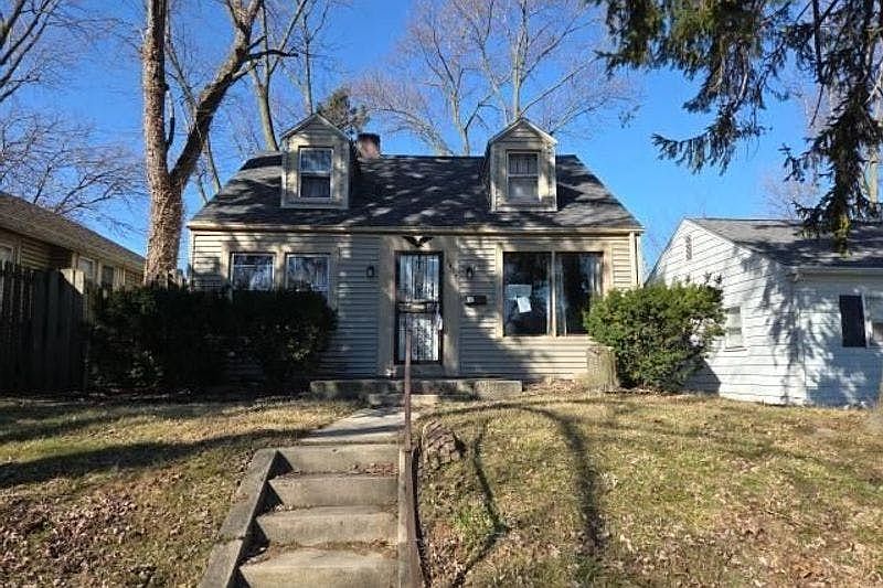 1st image of 3808 Avondale Dr