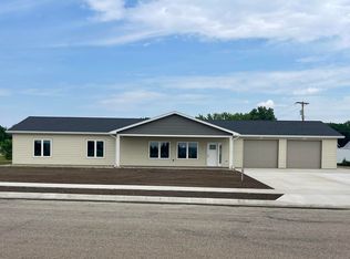 202 3rd Ave W, Mobridge, SD 57601